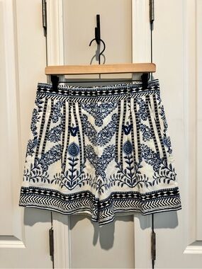 a loves a Blue and White Floral High Waisted Shorts